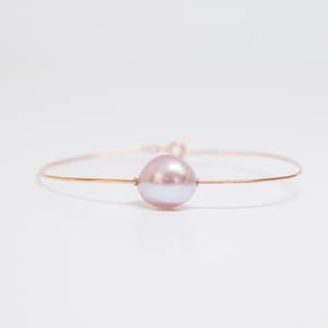 Bracelet en or rouge 18 carats et perle de culture d’eau douce baroque 12mm, pour femme, collection La Joaillerie.